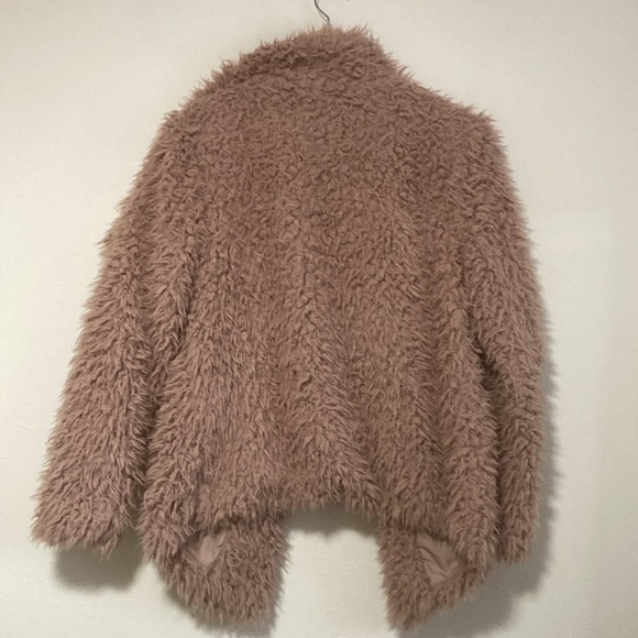 Zara faux fur jacket - Picture 6 of 6